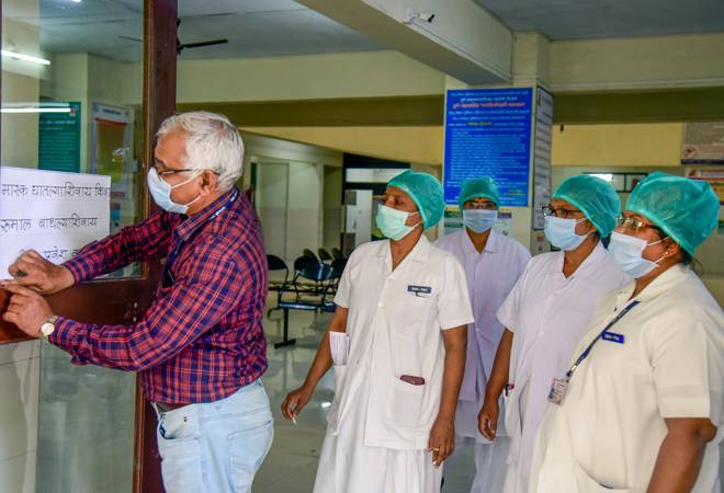 नयाँ दिल्लीमा २ सय जना स्वास्थ्यकर्मी संक्रमित
