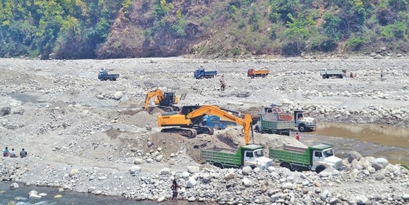 काठमाडौँ उपत्यकामै पटके कर लगाएर नदी दोहन