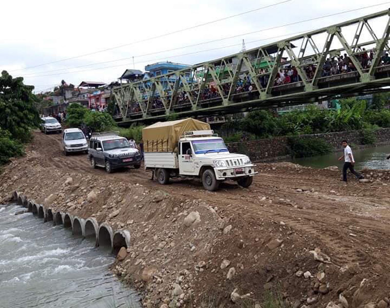 पूर्वपश्चिम राजमार्गअन्तर्गत रहेका अधिकांश पक्की पुल जीर्ण बन्दै