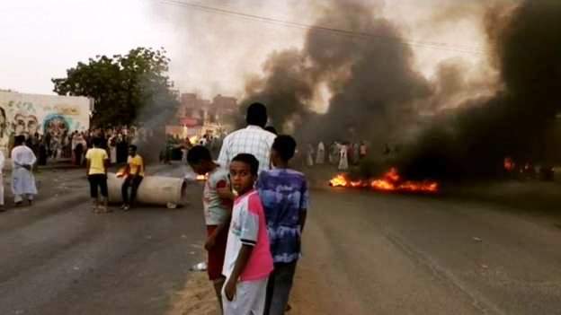 सूडान : सैन्य कूको विरोधमा उत्रिएकामाथि सेनाको गोलीबारी, सातको मृत्यु