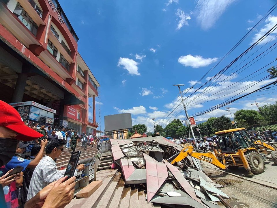अवैध संरचना भत्काउने कामले निरन्तरता पाउँछ : काठमाडौं महानगर