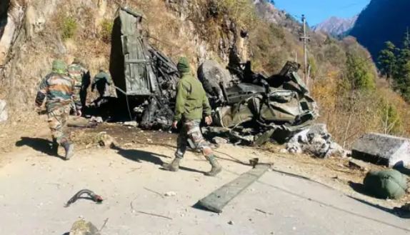 सेनाको ट्रक दुर्घटना, १६ सैनिकको मृत्यु