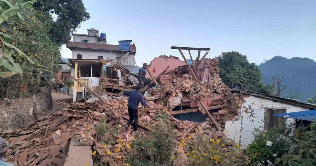 जाजरकोट भूकम्पः मृतक १५७ जनाको शव परिवारलाई बुझाइयो, ९ सय १० घर पूर्ण क्षति